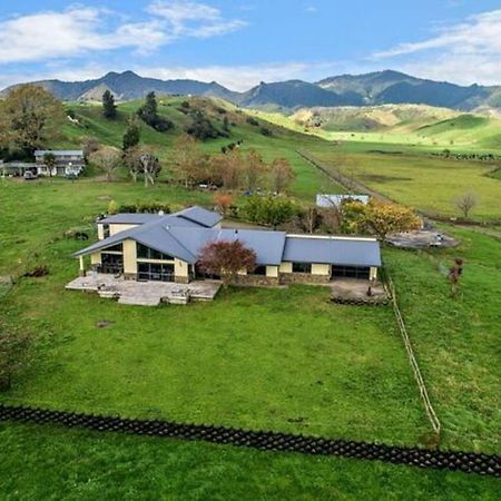 Вілла Waiotahe Dairy Farm Hideout Waiotahi Екстер'єр фото