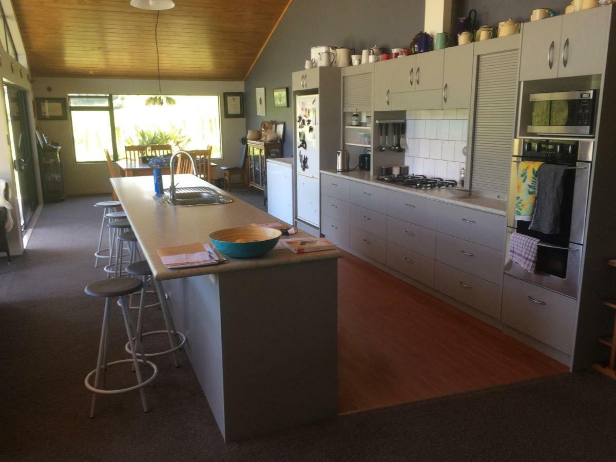 Вілла Waiotahe Dairy Farm Hideout Waiotahi Екстер'єр фото